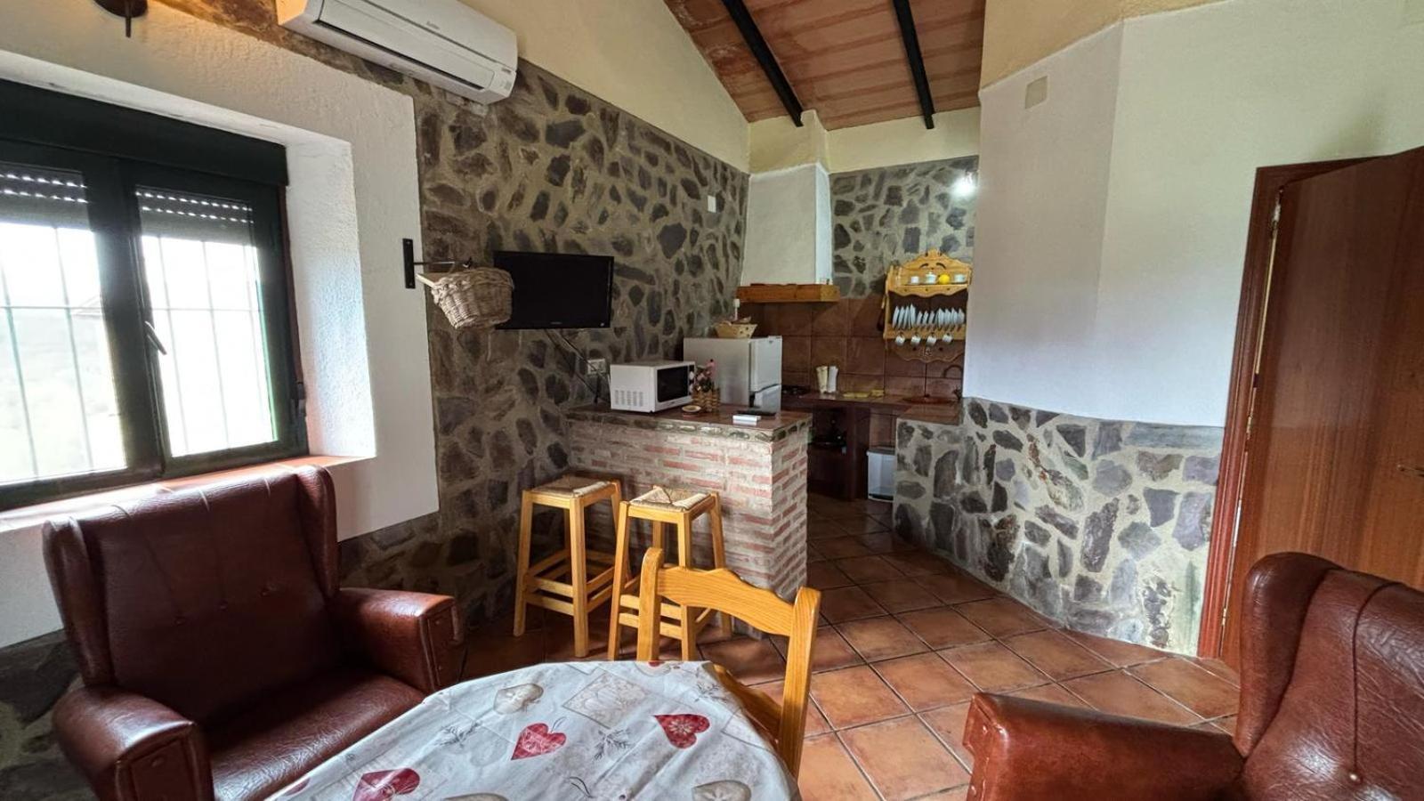 Casas Rurales Los Llanos Fuentes De Leon Luaran gambar