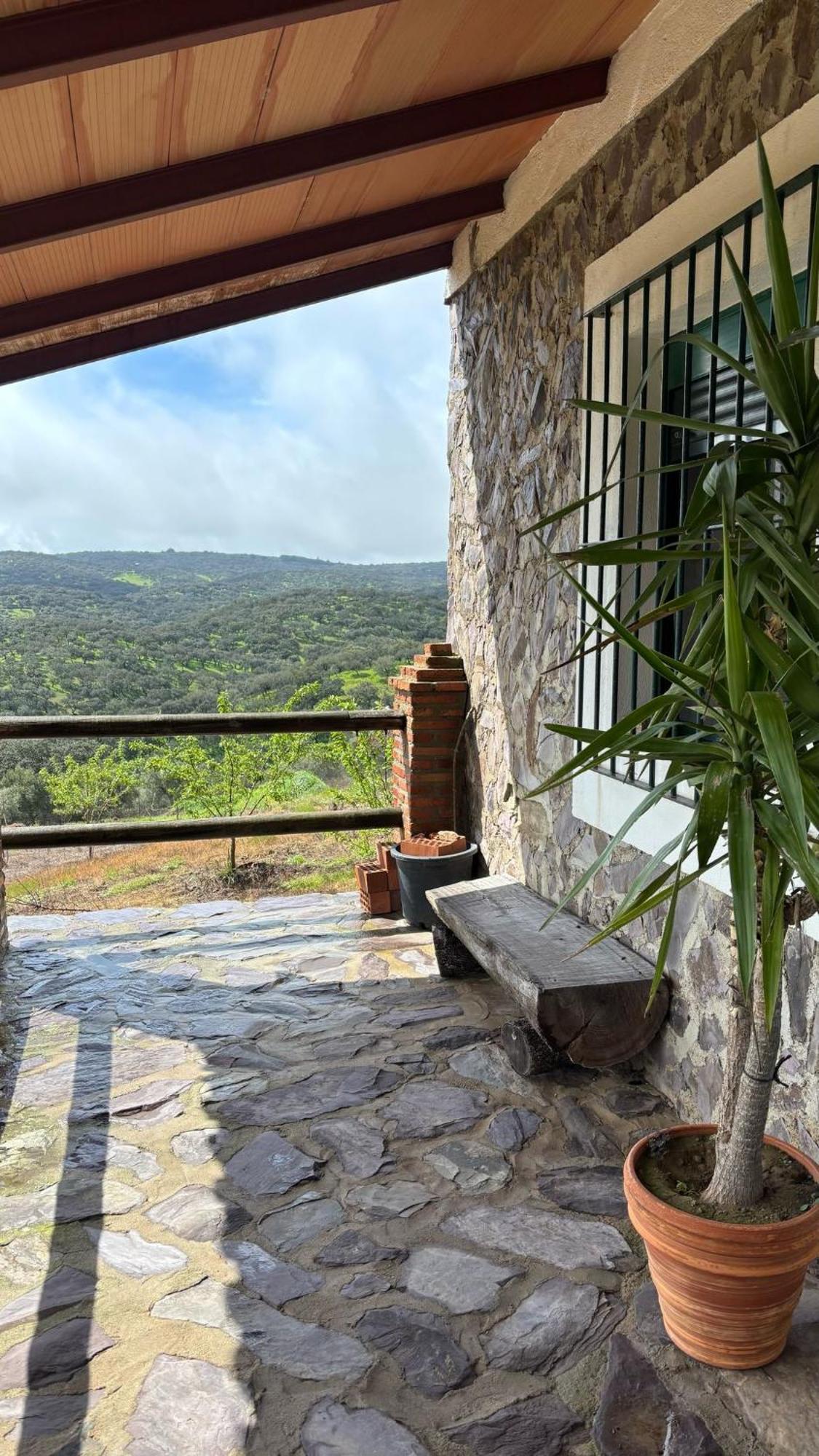 Casas Rurales Los Llanos Fuentes De Leon Luaran gambar